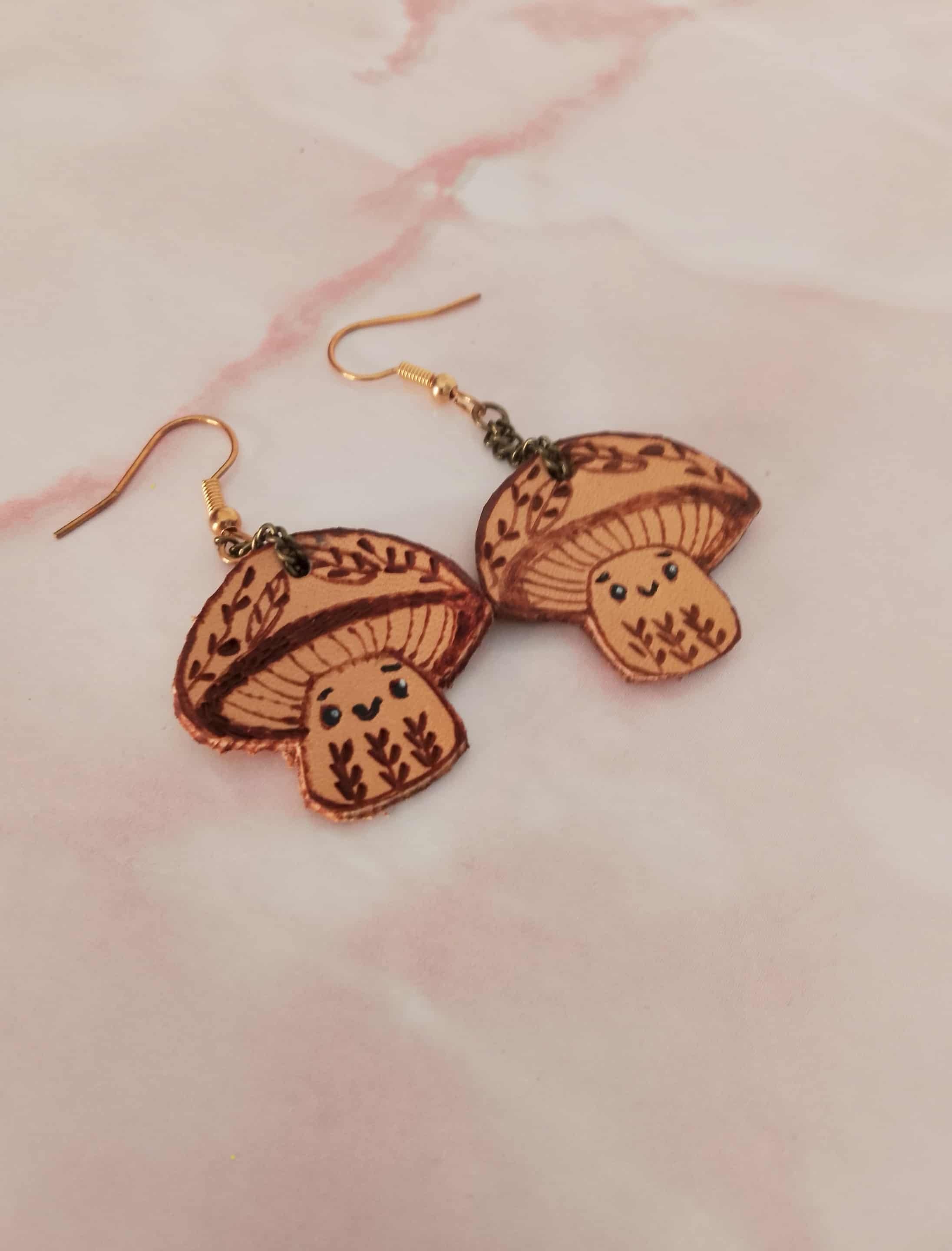 Forest friends mushroom earrings